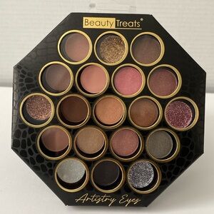 “Artistry Eyes” Eyeshadow Palette